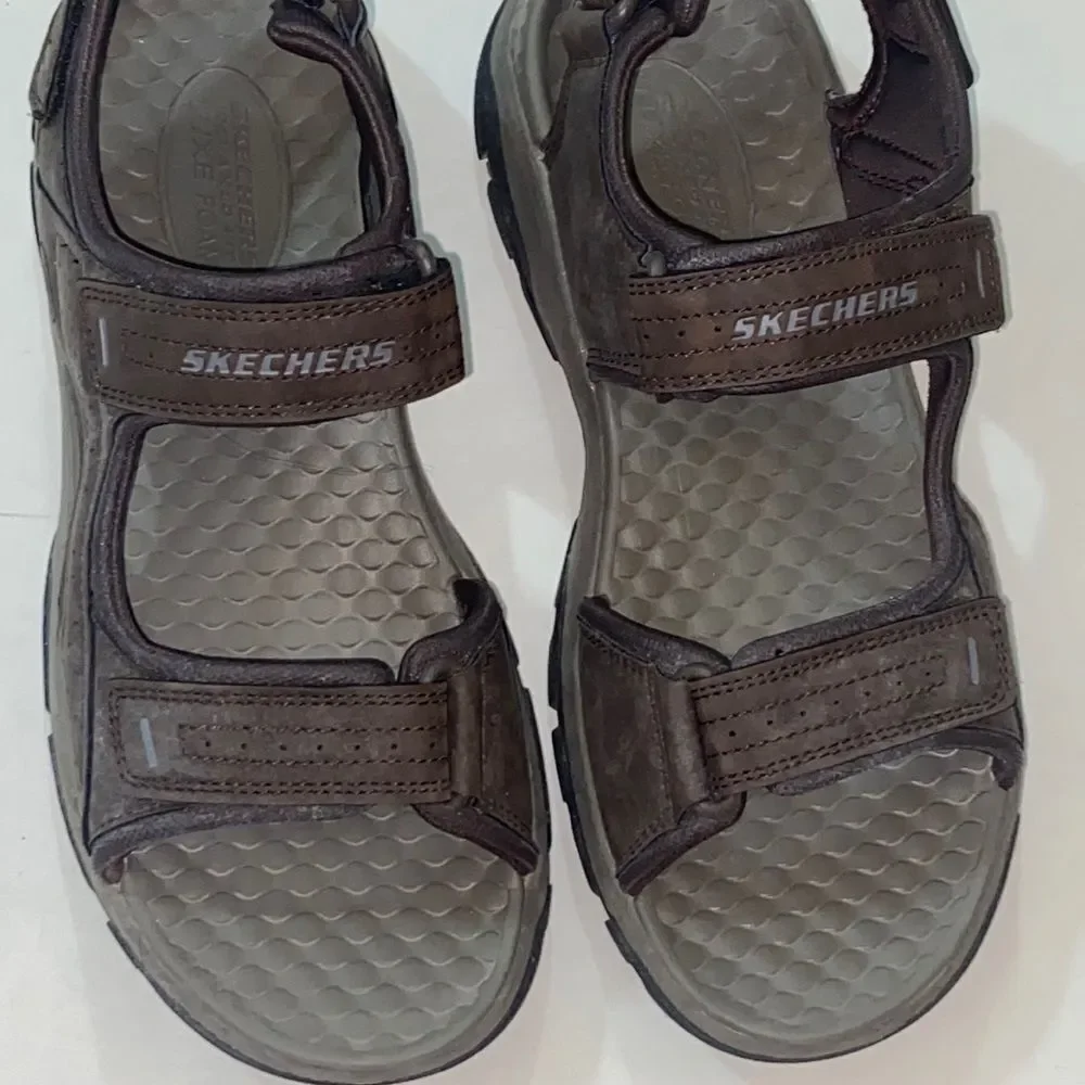 SKECHERS RELAXED FIT LUXE FOAM MEN SHOES SANDALS SIZE 10 US
